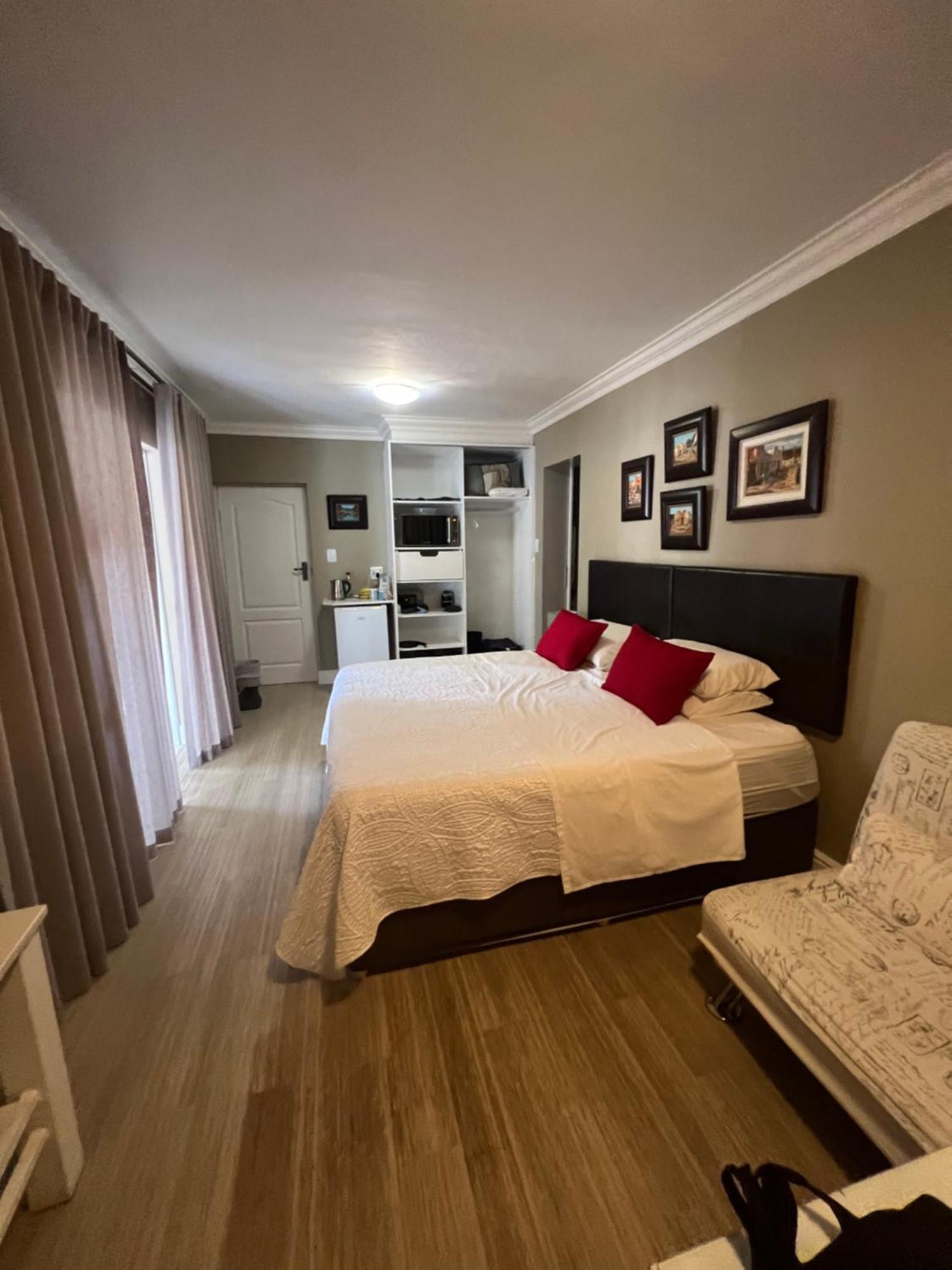 Milas Place Somerset West Exterior foto